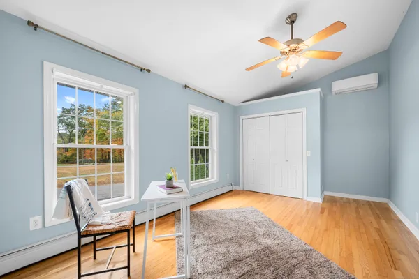 $789,000 | 11 High Gate Lane, West Hartford, CT 06107