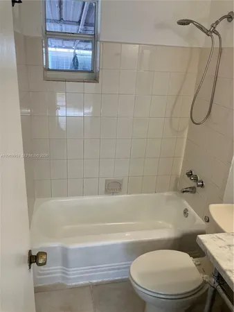 $2,400 | 5730 Southwest 37th Street, Davie, FL 33314