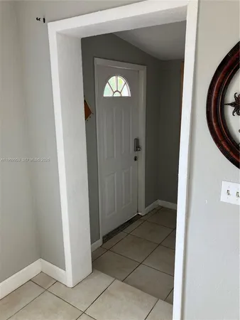 $2,400 | 5730 Southwest 37th Street, Davie, FL 33314