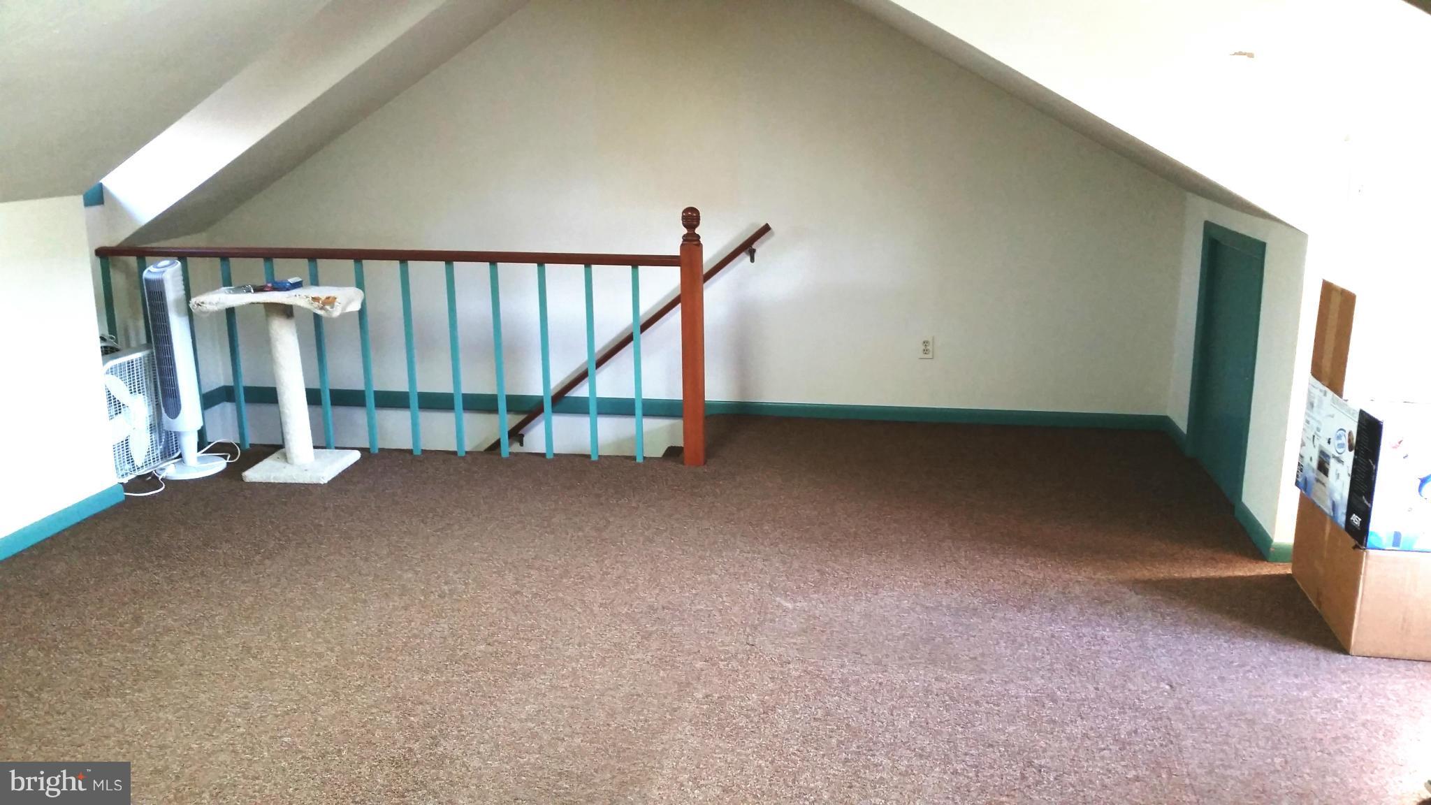 225 Hopkins Road Baltimore, MD 21212 - Photo 20 of 28 a view of room with staircase