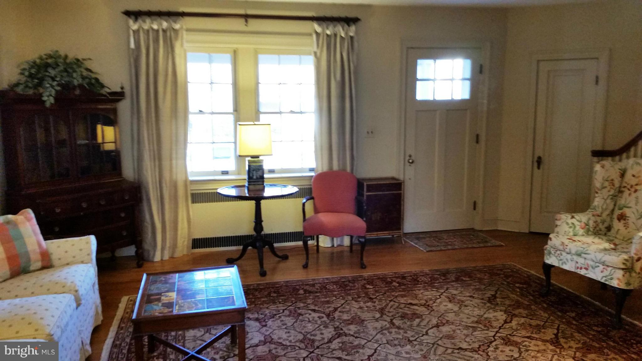225 Hopkins Road Baltimore, MD 21212 - Photo 3 of 28 a living room with furniture and a window