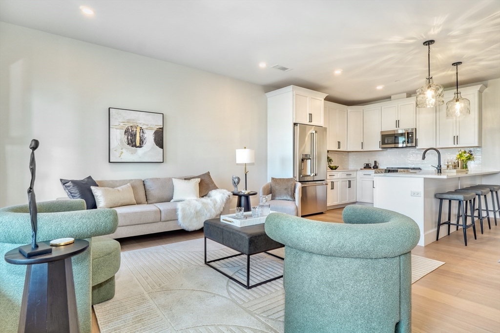 62 Foundry Street, Unit 310 Wakefield, MA 01880 - Photo 7 of 36