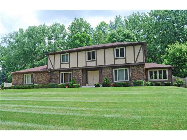 8215 Claridge Road Indianapolis, IN 46260 - Photo 1 of 12 Gallery Image 1