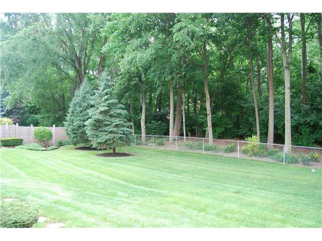 8215 Claridge Road Indianapolis, IN 46260 - Photo 3 of 12 Gallery Image 3
