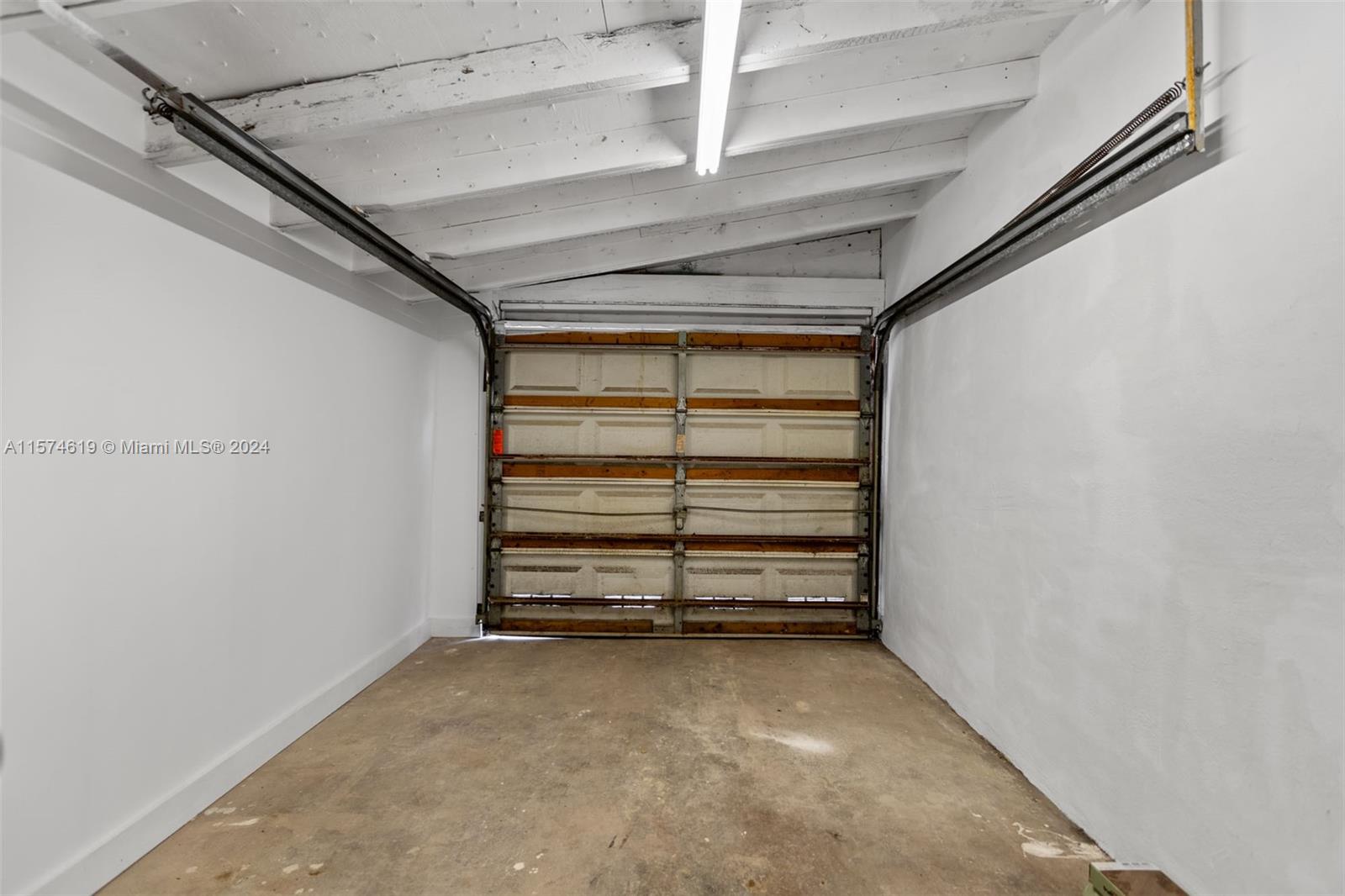 5630 Simms Street Hollywood, FL 33021 - Photo 13 of 29