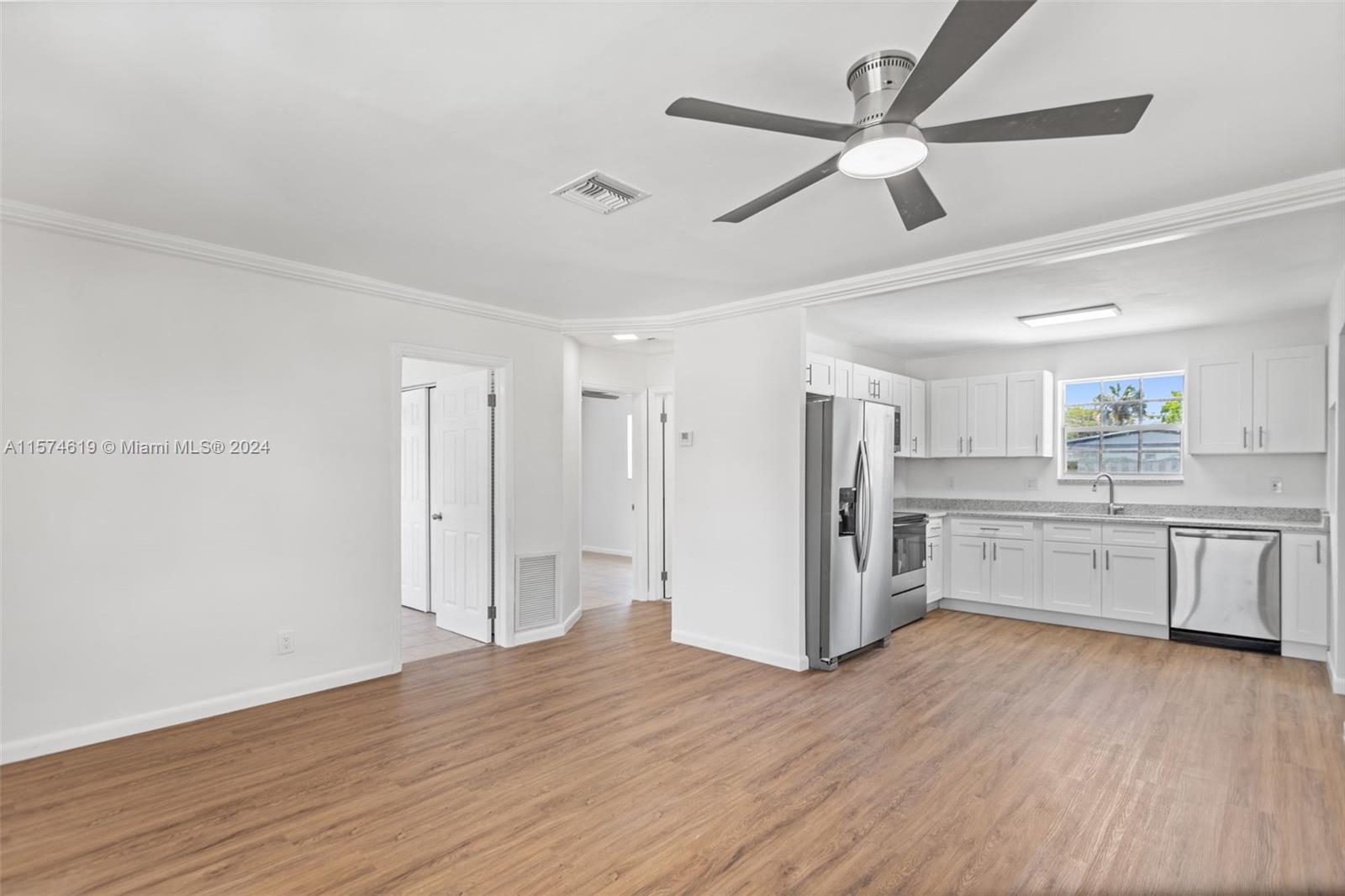 5630 Simms Street Hollywood, FL 33021 - Photo 6 of 29