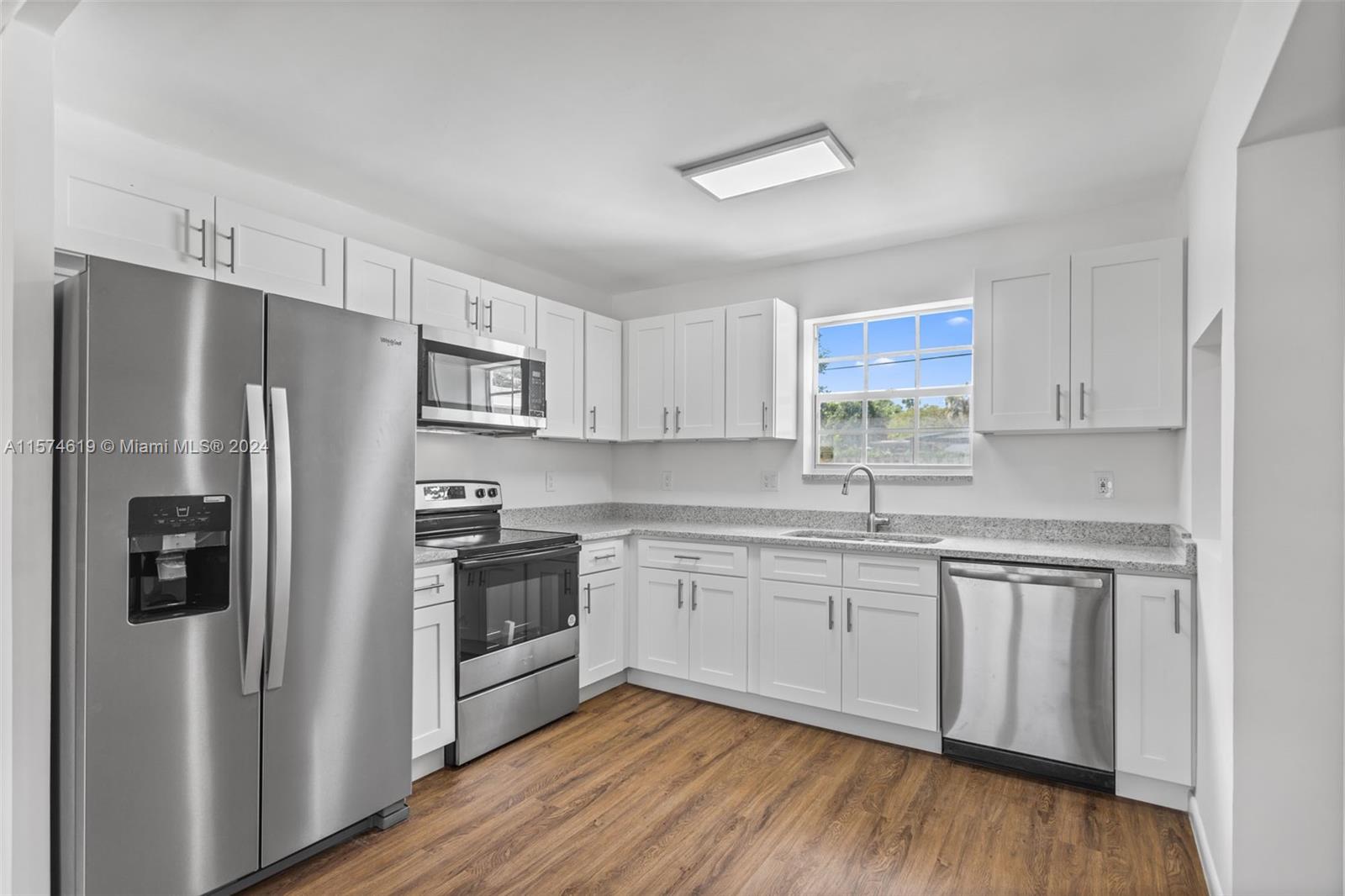 5630 Simms Street Hollywood, FL 33021 - Photo 7 of 29