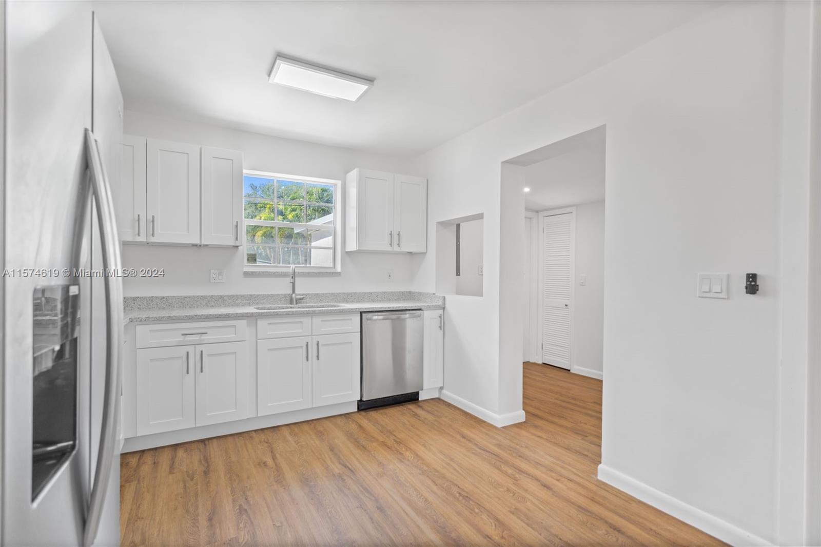 5630 Simms Street Hollywood, FL 33021 - Photo 8 of 29