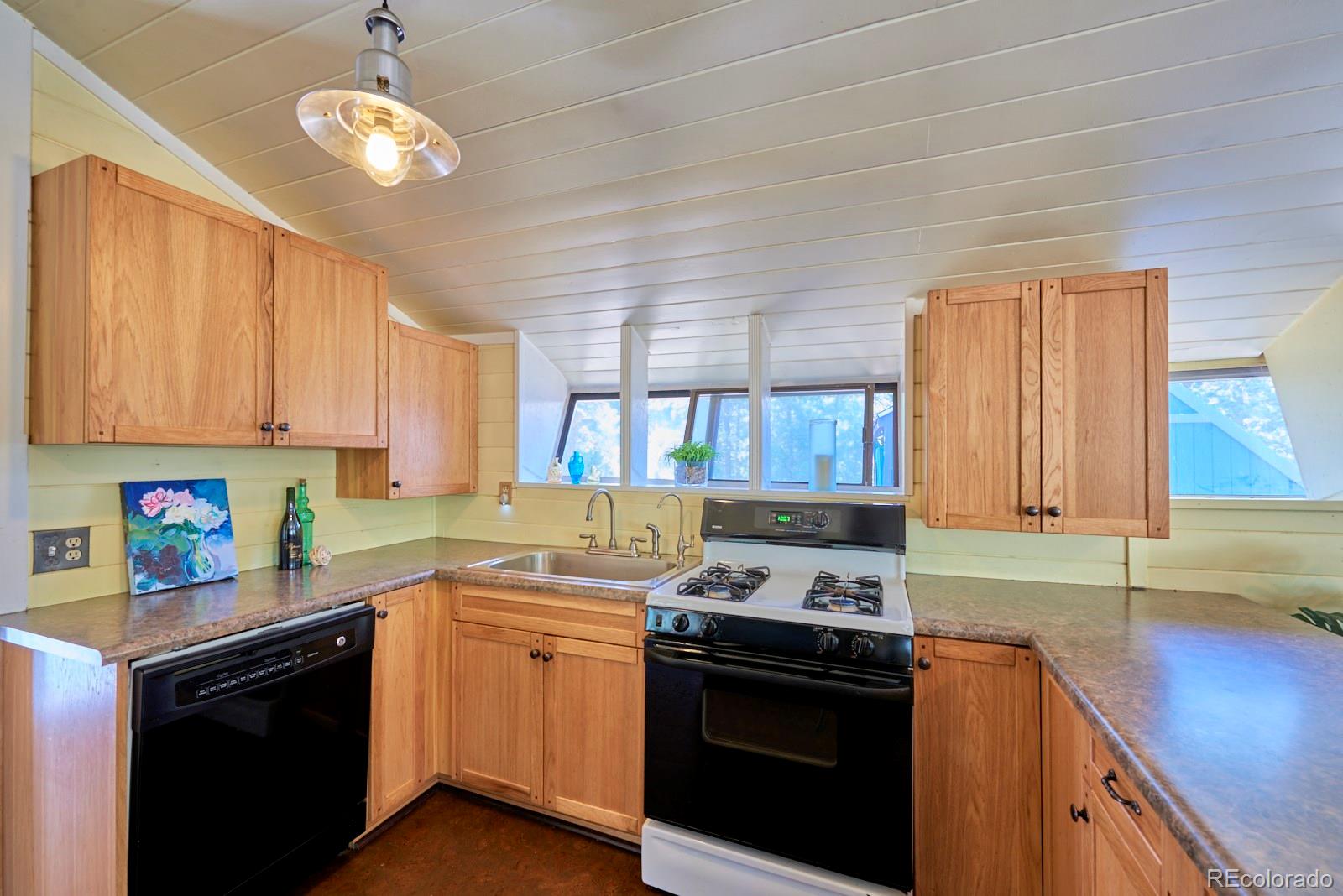 6685 Overland Road Ward, CO 80481 - Photo 5 of 32 Gallery Image 5