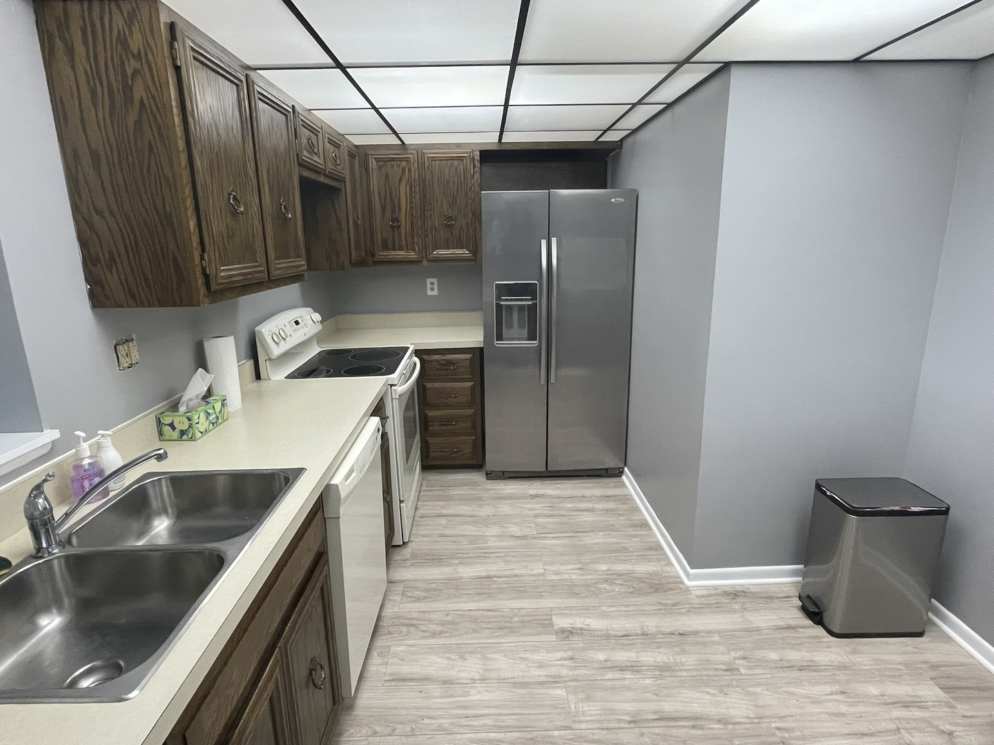 1504 Woodbridge Road, Unit 1F Joliet, IL 60436 - Photo 5 of 21 Gallery Image 5