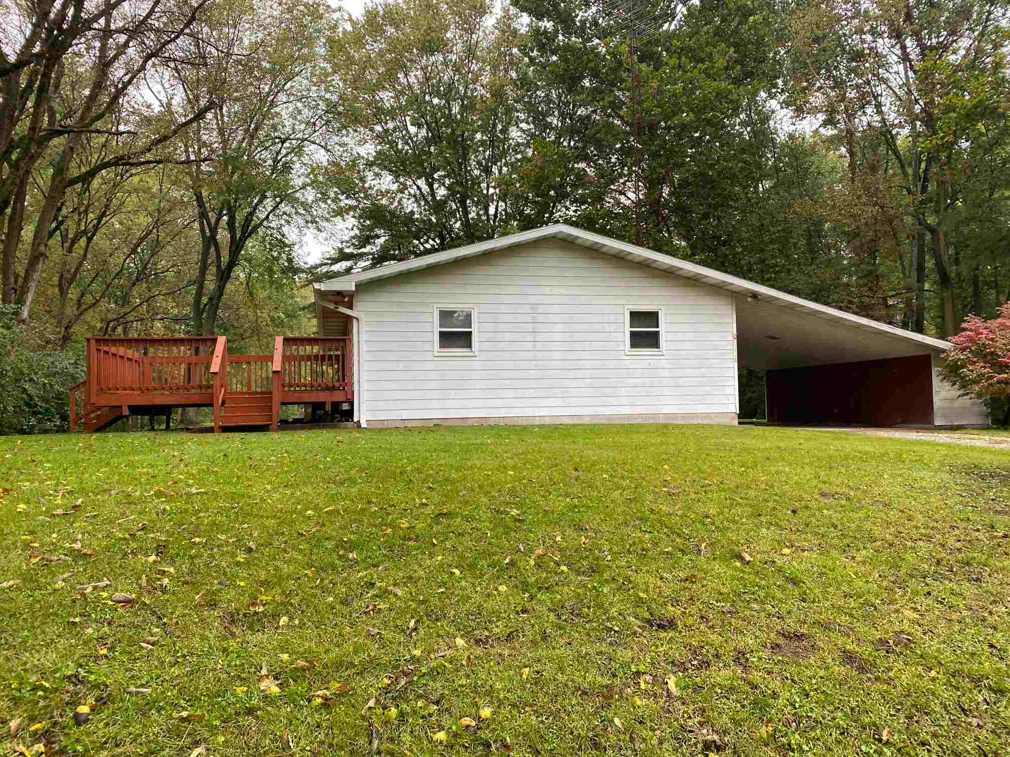 2125 West Old Stone Road Peru, IN 46970 - Photo 3 of 28