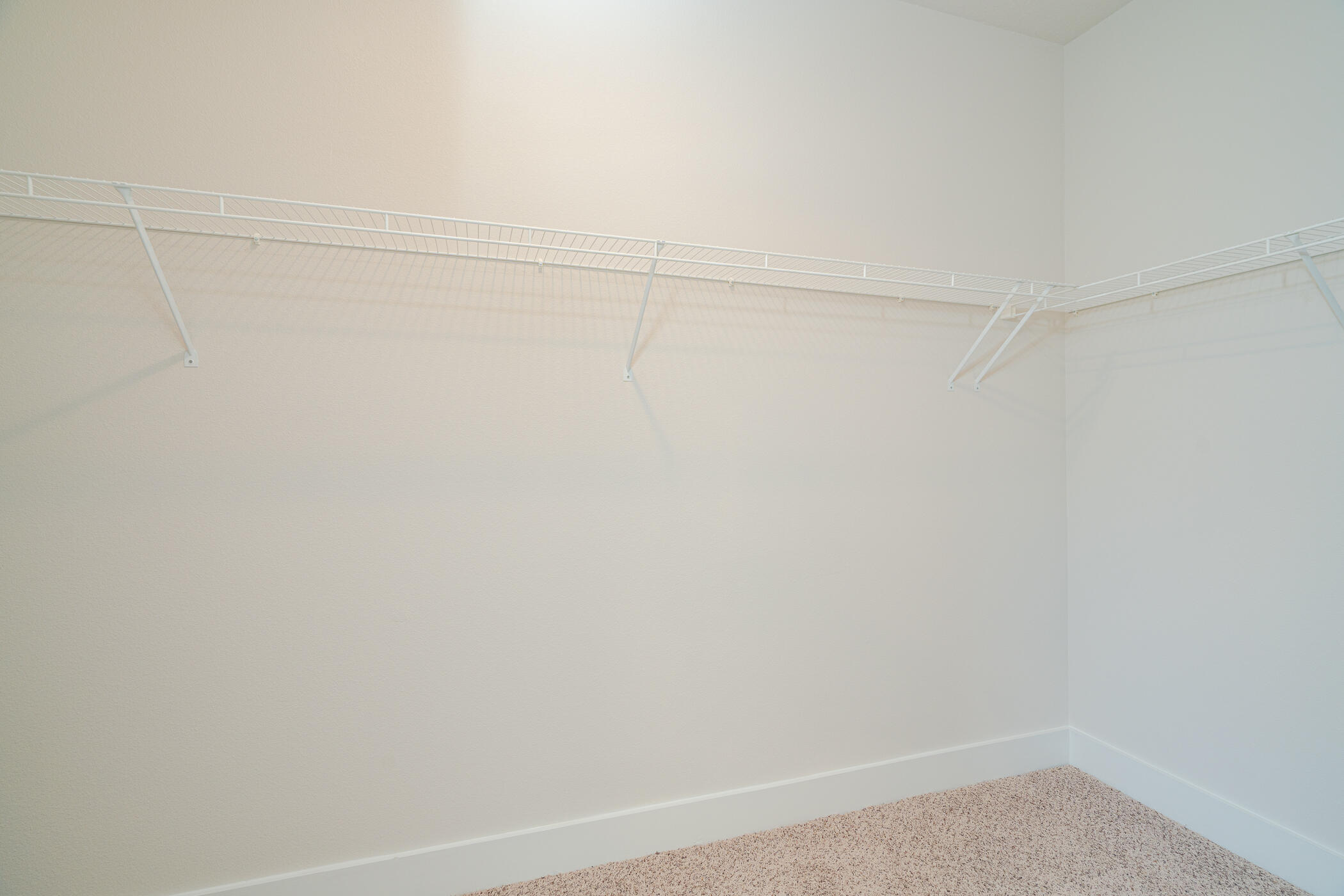 2425 Dakota Way Crestview, FL 32536 - Photo 20 of 43 Walk In Closet
