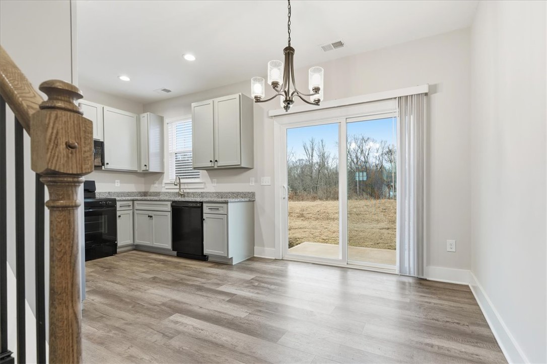 427 Bee Cv Way Pendleton, SC 29670 - Photo 14 of 33