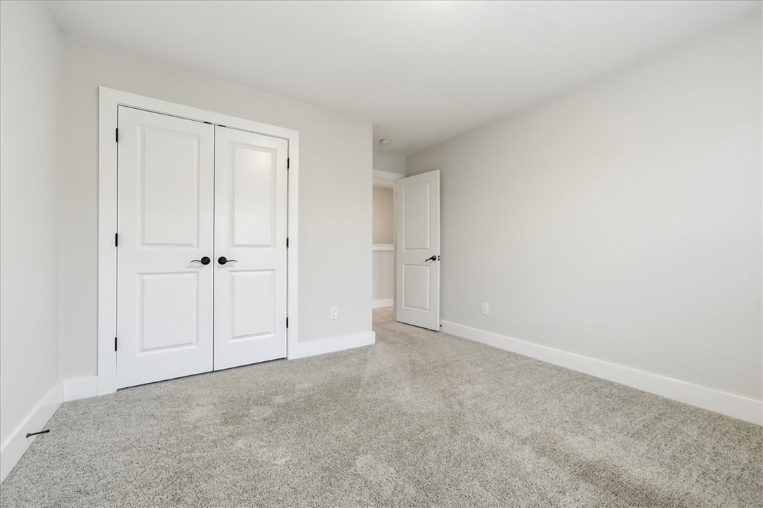 427 Bee Cv Way Pendleton, SC 29670 - Photo 23 of 33