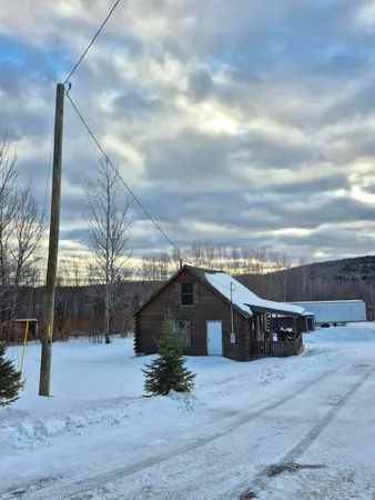 $62,500 | 2048 County Road, New Limerick, ME 04761