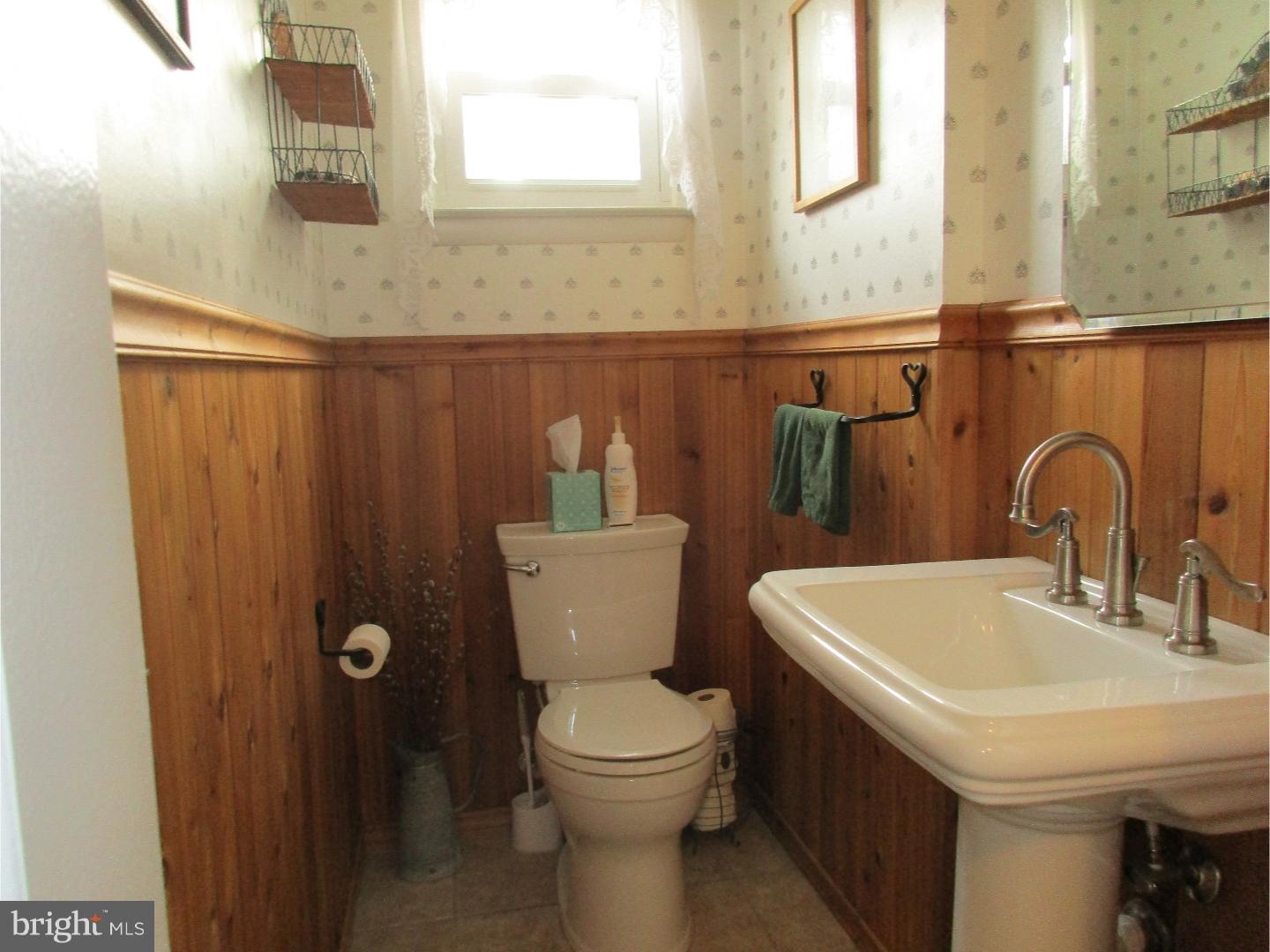 215 Round Hill Road Voorhees, NJ 08043 - Photo 5 of 21
