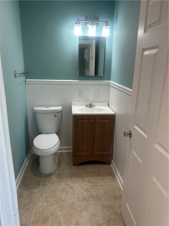 1002 Ocean Boulevard, Unit 1002 St. Simons Island, GA 31522 - Photo 5 of 25 Bath off on Large D/S BR