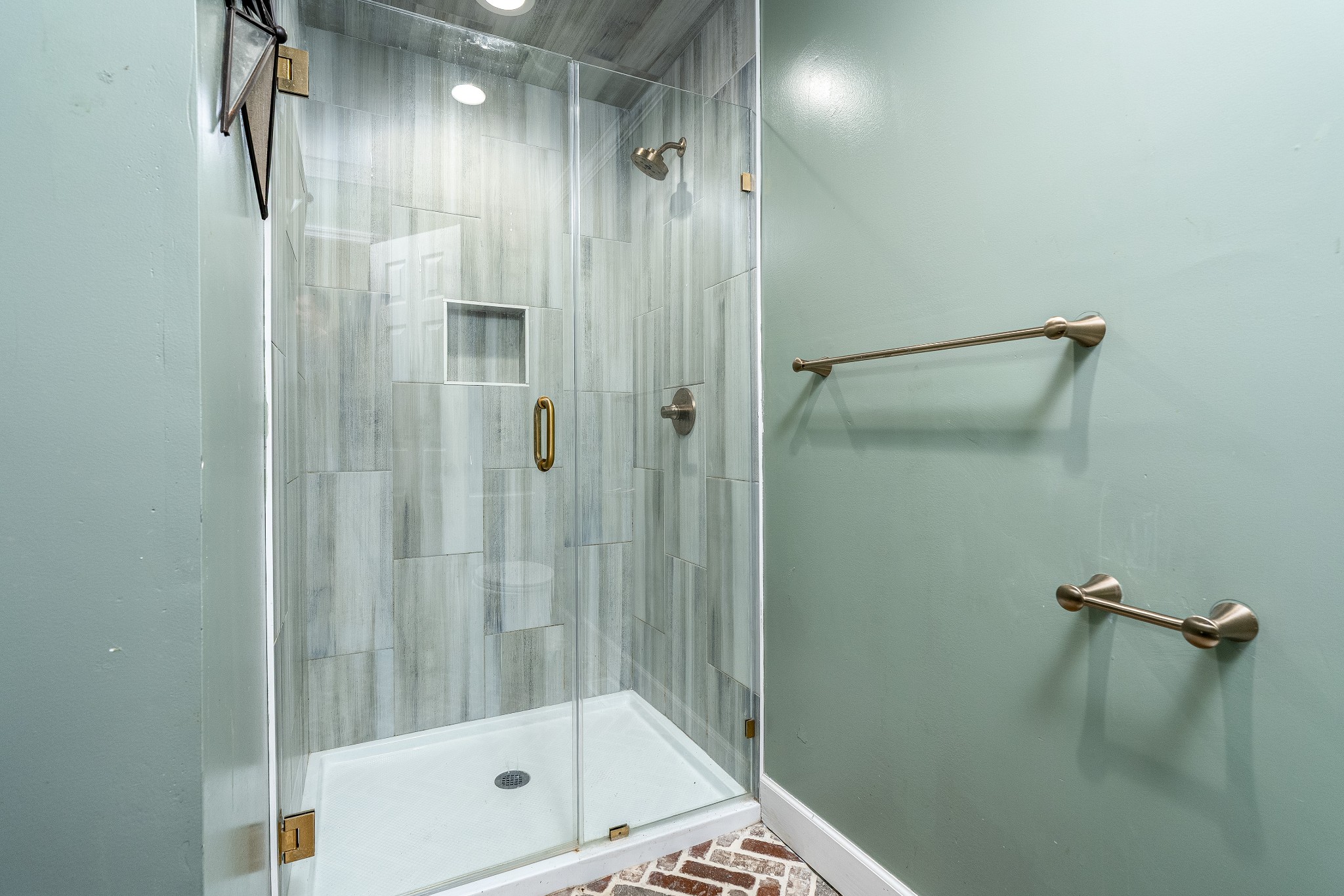 8025 Dry Creek Road Mount Pleasant, TN 38474 - Photo 14 of 39