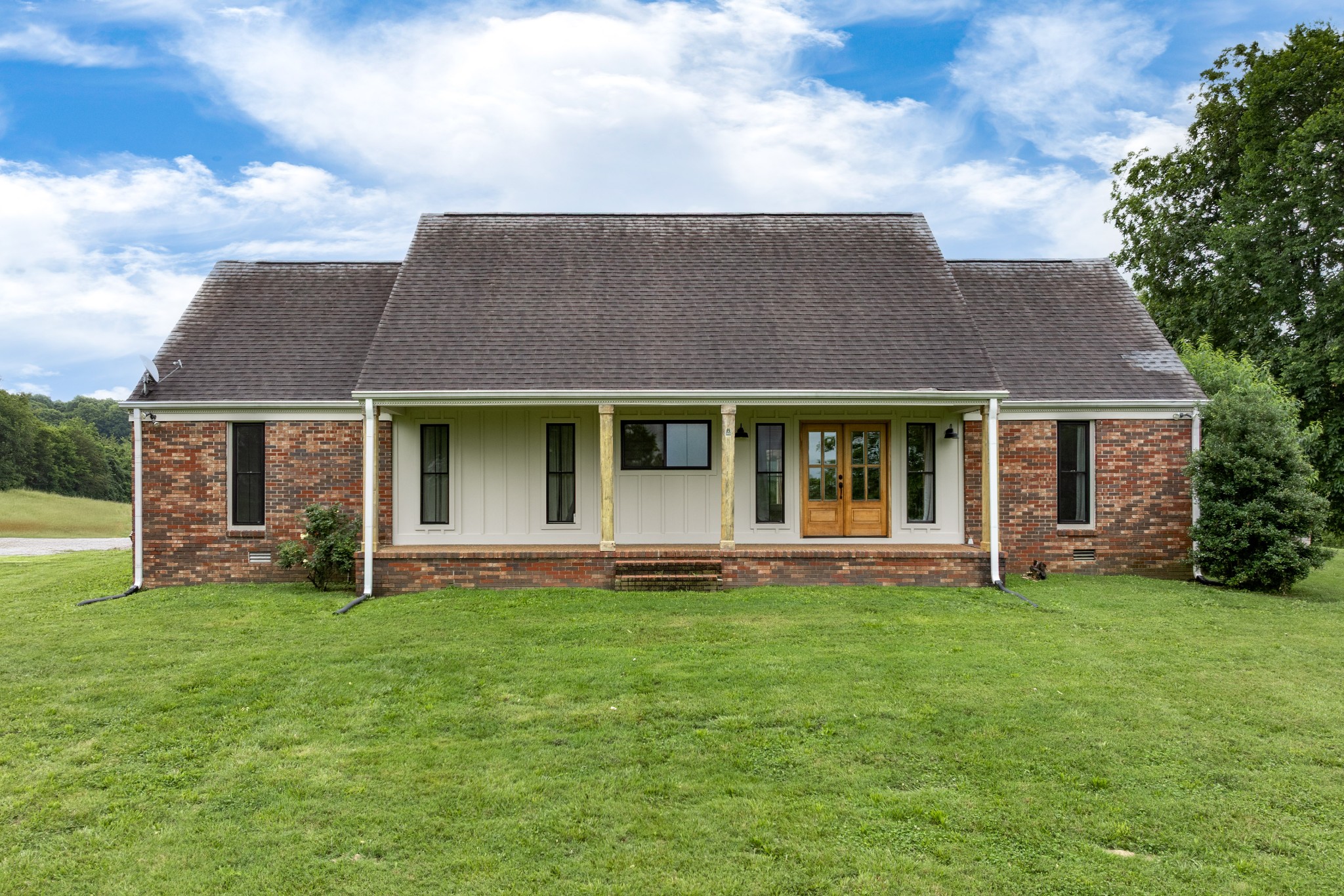 8025 Dry Creek Road Mount Pleasant, TN 38474 - Photo 2 of 39