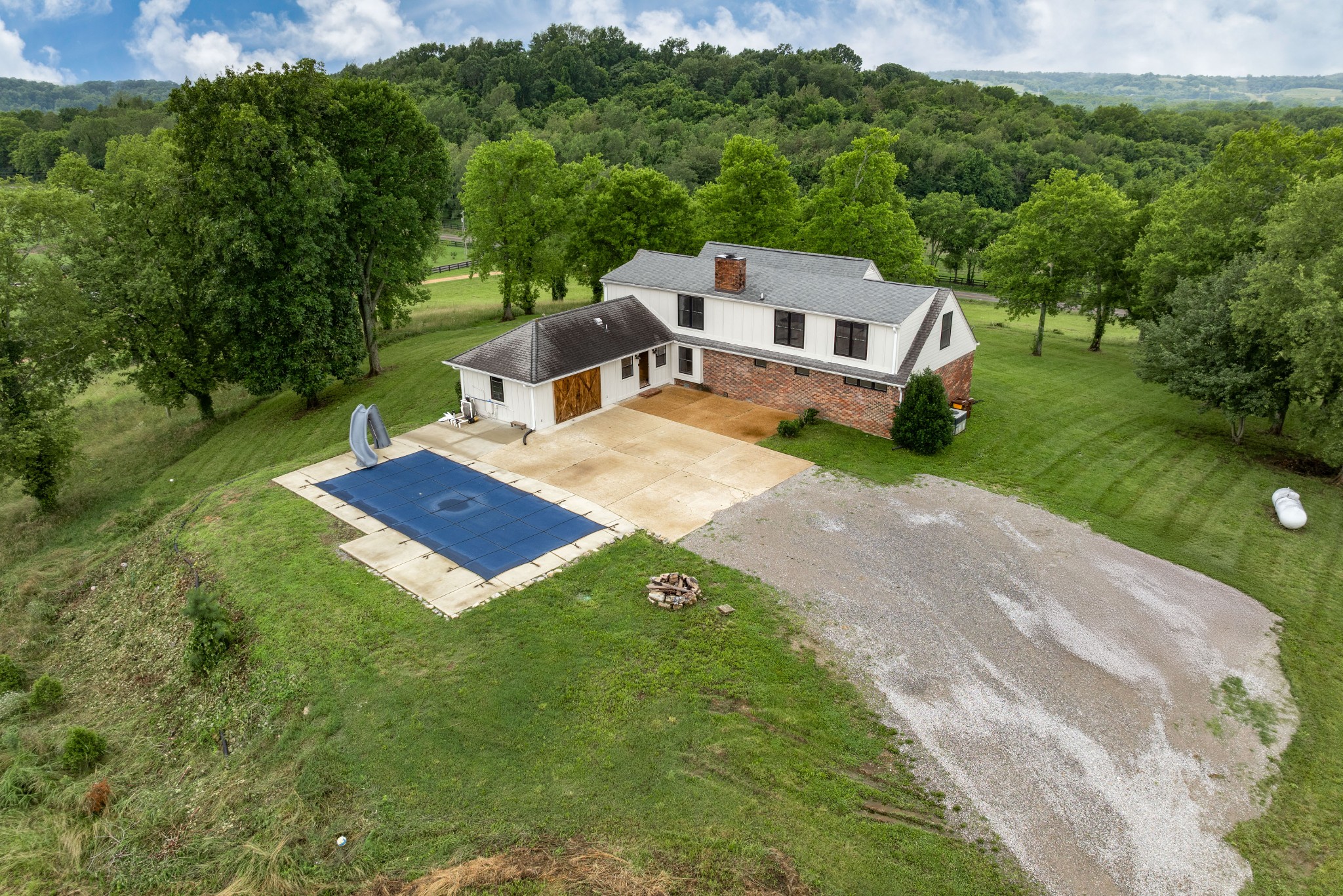 8025 Dry Creek Road Mount Pleasant, TN 38474 - Photo 32 of 39