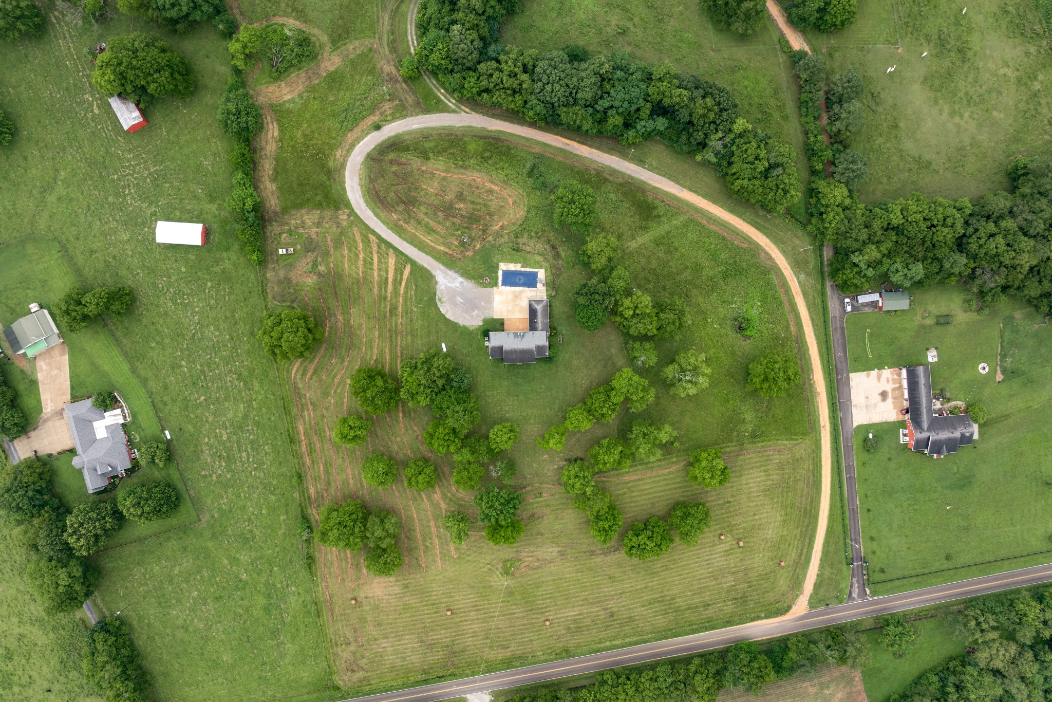 8025 Dry Creek Road Mount Pleasant, TN 38474 - Photo 37 of 39