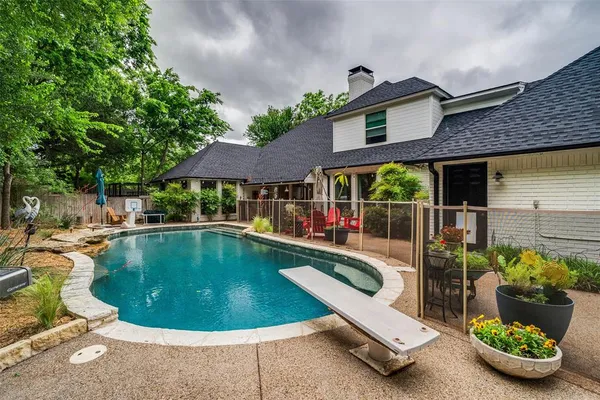 $579,000 | 105 Derek Drive, Hudson Oaks, TX 76087