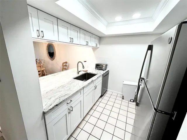 $5,200 | 40 Northeast Plantation Road, Unit 410, Stuart, FL 34996