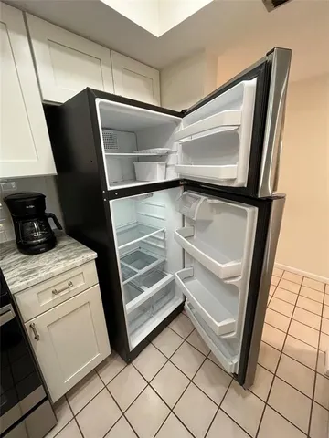 $5,200 | 40 Northeast Plantation Road, Unit 410, Stuart, FL 34996