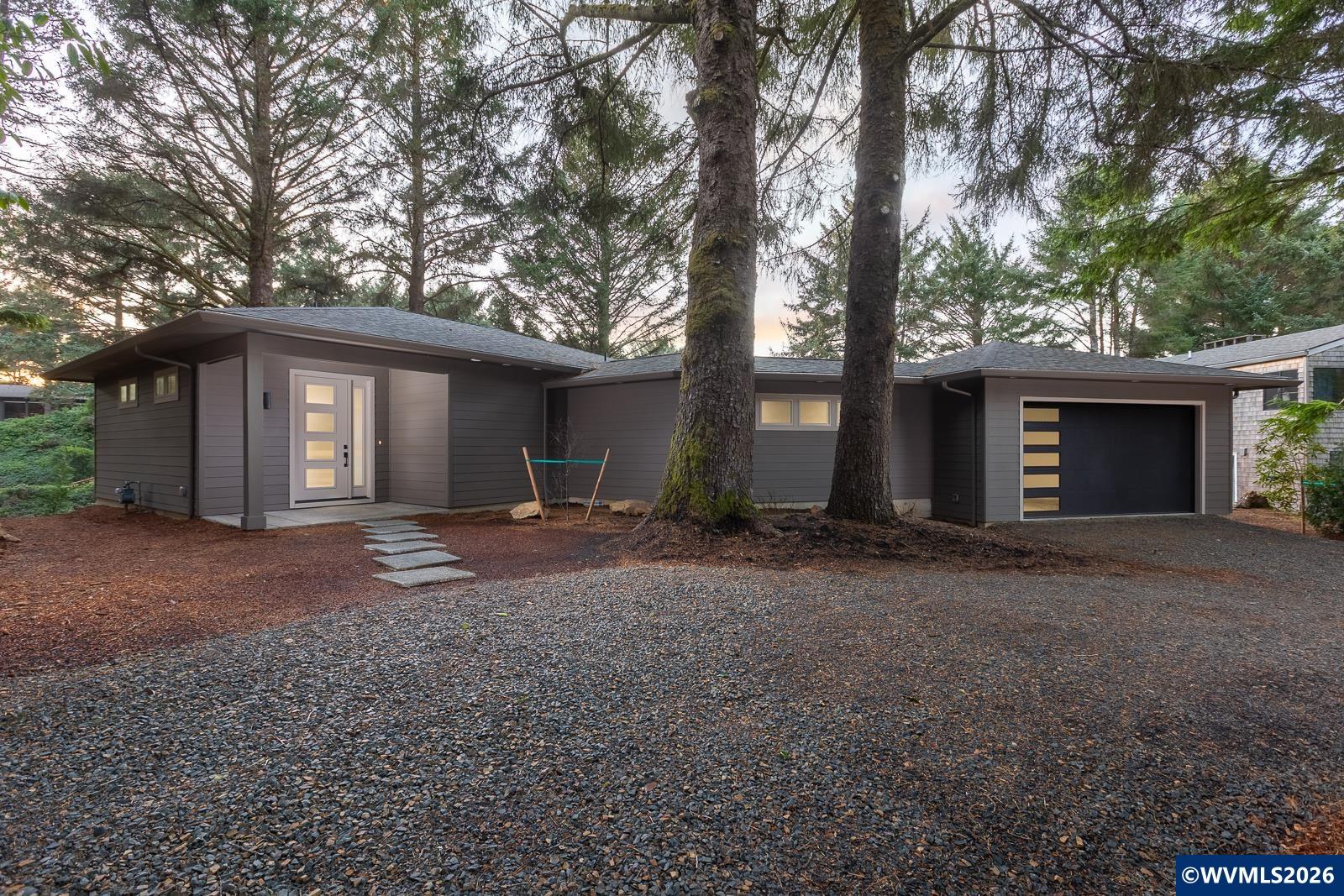 105 West Bay Point Road Gleneden Beach, OR 97388 - Photo 1 of 47