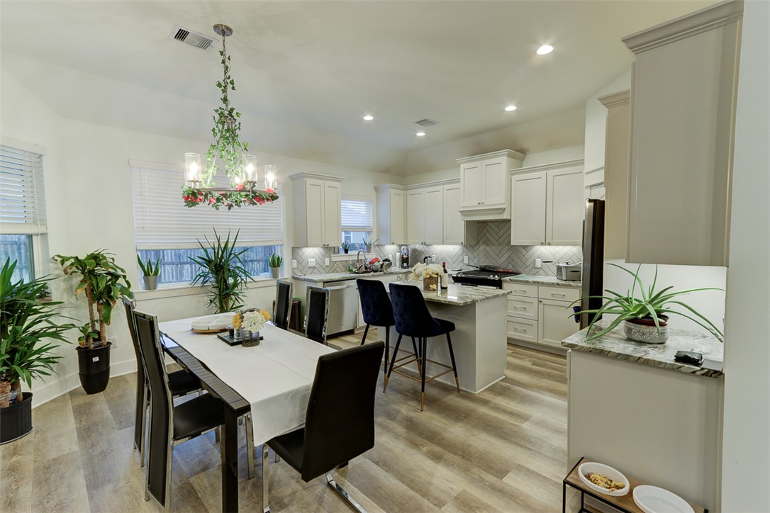 4002 Brownway Drive College Station, TX 77845 - Photo 7 of 22