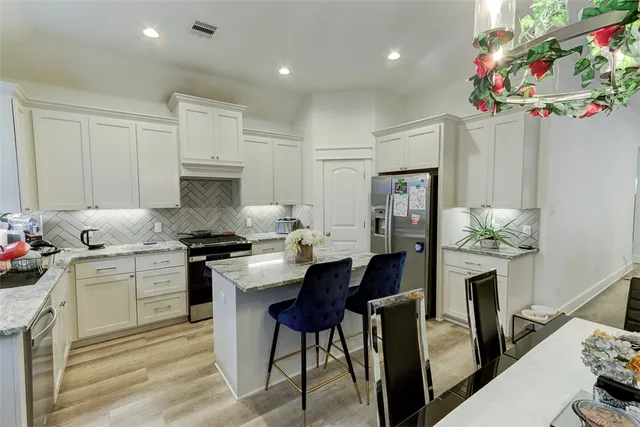 $2,750 | 4002 Brownway Drive, College Station, TX 77845