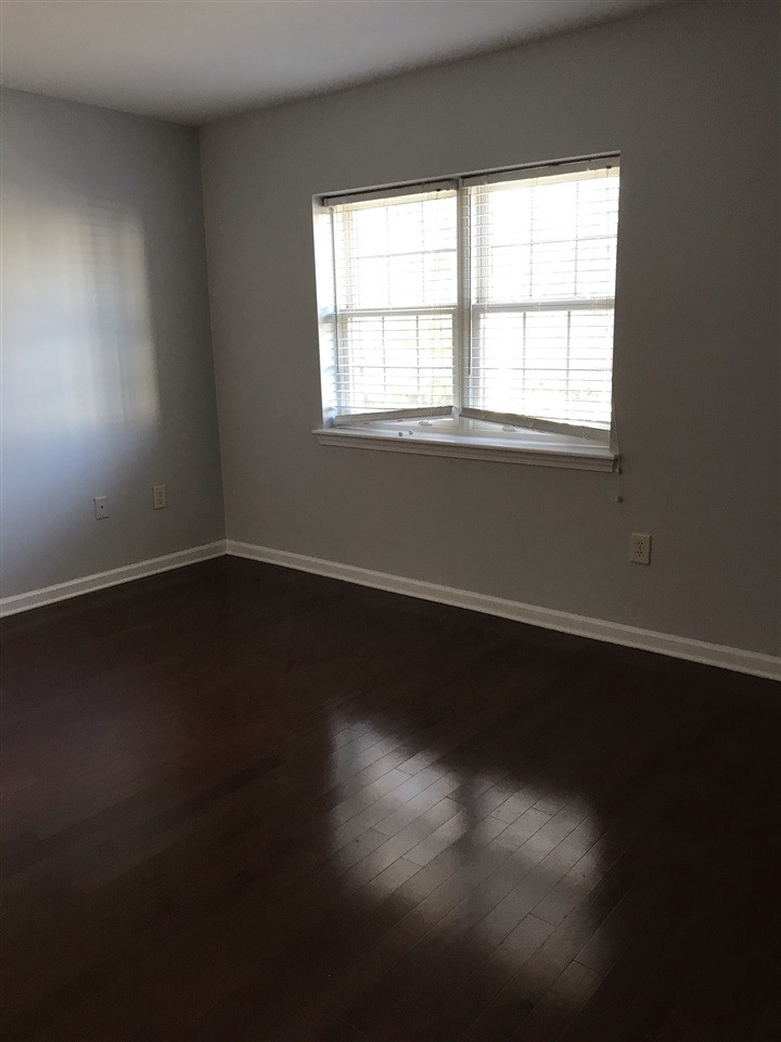 720 Bilyeu Street, Unit 101 Raleigh, NC 27606 - Photo 10 of 12 Photo 10
