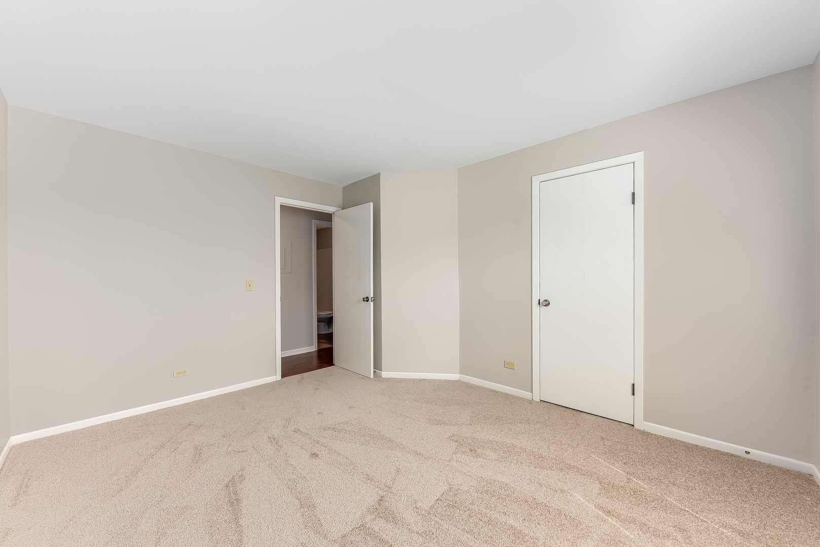 1320 McDowell Road, Unit 102 Naperville, IL 60563 - Photo 11 of 20