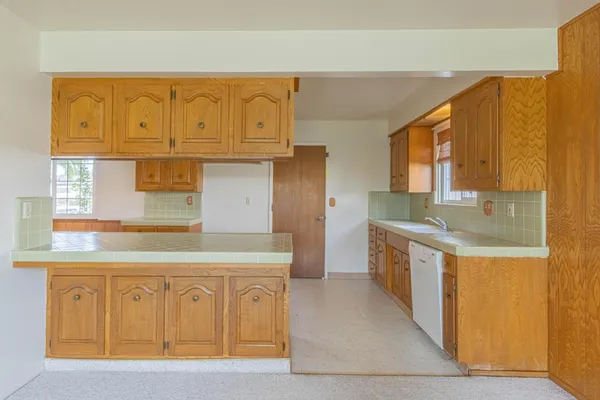 $899,000 | 1115 San Angelo Drive, Salinas, CA 93901