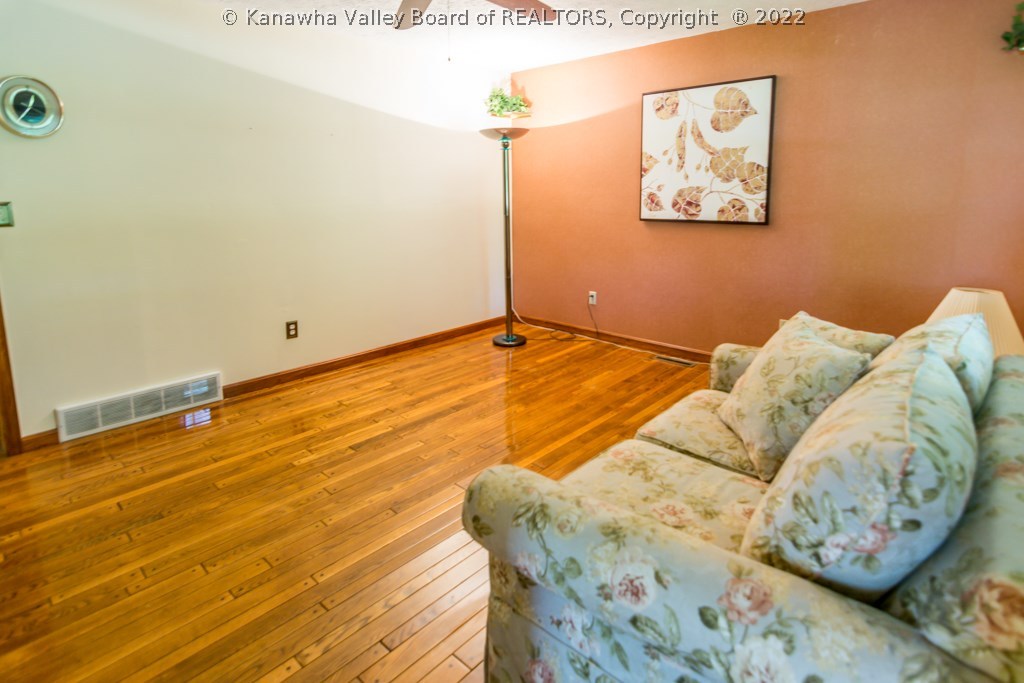 11 Fisher Road Ripley, WV 25271 - Photo 15 of 29 Gallery Image 15