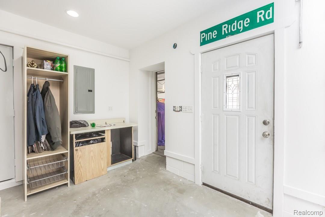 1261 Pine Ridge Road Milford, MI 48380 - Photo 84 of 90 AB6A0111.jpg