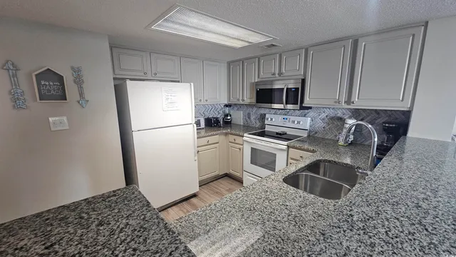 $304,953 | 201 74th Avenue North, Unit 1201, Myrtle Beach, SC 29572