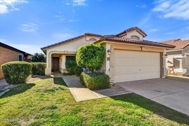 $450,000 | 2009 East Villa Theresa Drive, Phoenix, AZ 85022