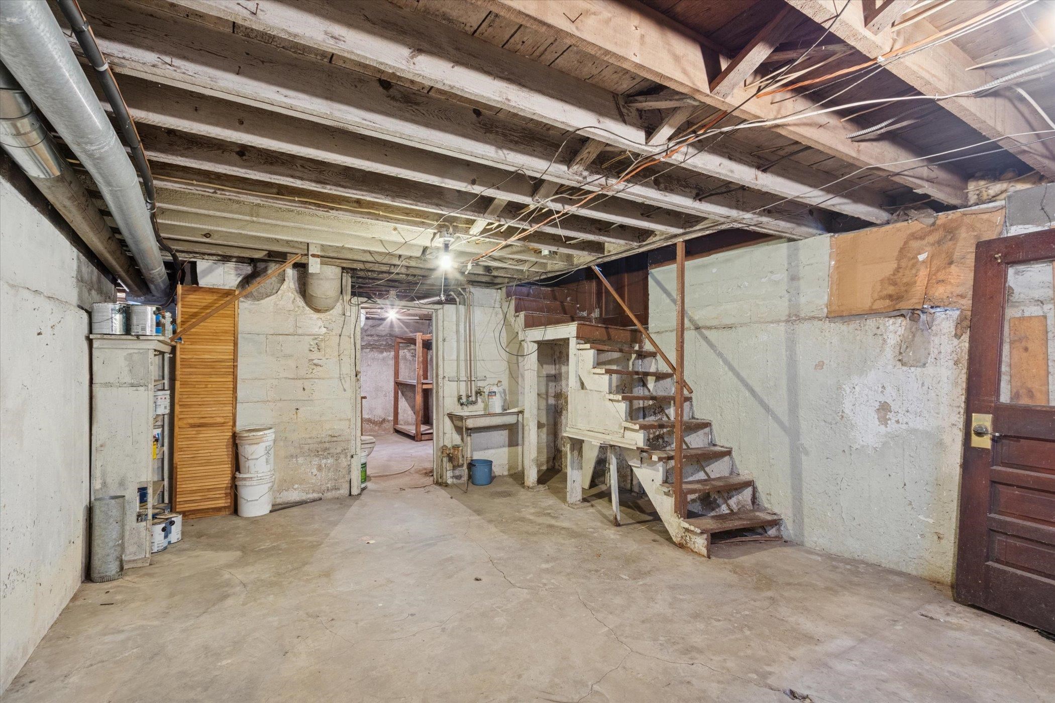 2226 8th Street Monroe, WI 53566 - Photo 27 of 39