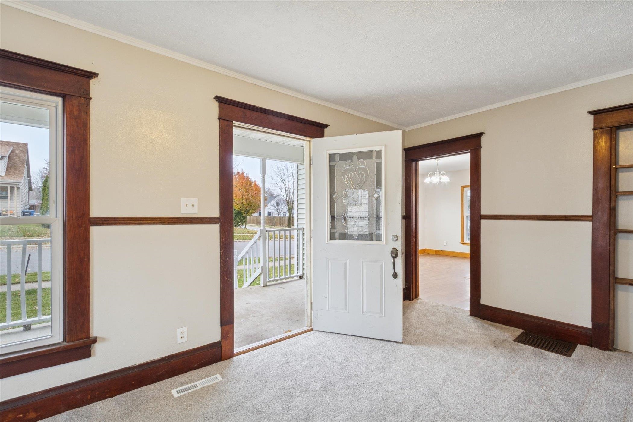 2226 8th Street Monroe, WI 53566 - Photo 4 of 39