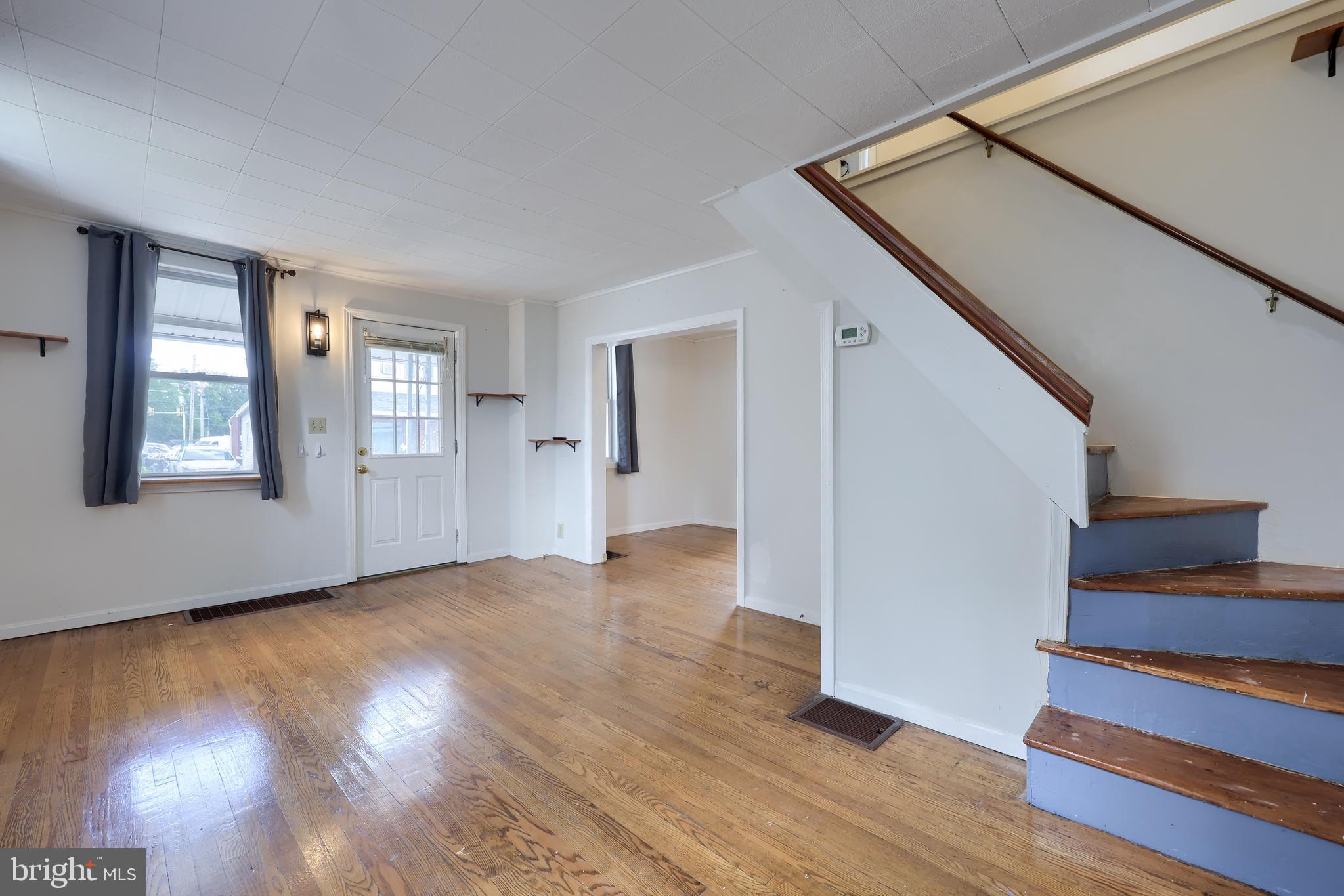 218 Magnolia Street Manheim, PA 17545 - Photo 4 of 34 Gallery Image 4