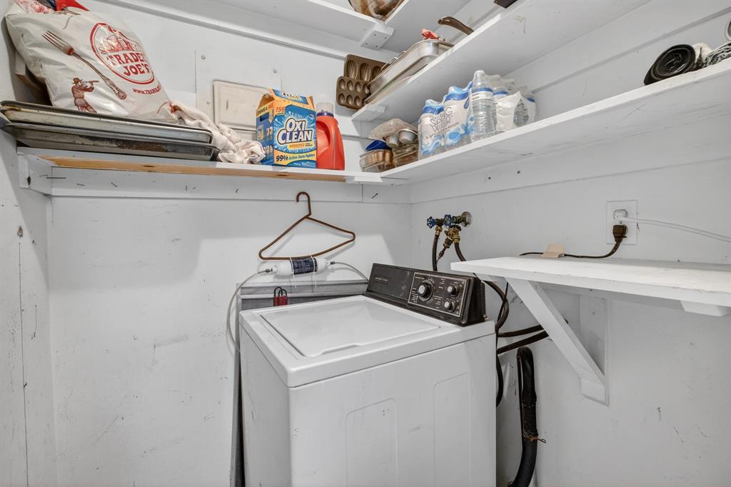 2755 Northeast 28th Avenue, Unit E2 Lighthouse Point, FL 33064 - Photo 21 of 75