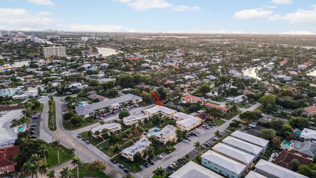 2755 Northeast 28th Avenue, Unit E2 Lighthouse Point, FL 33064 - Photo 57 of 75