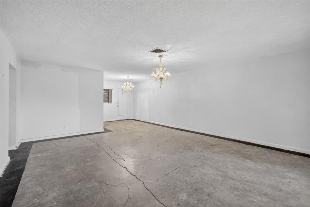 2755 Northeast 28th Avenue, Unit E2 Lighthouse Point, FL 33064 - Photo 6 of 75