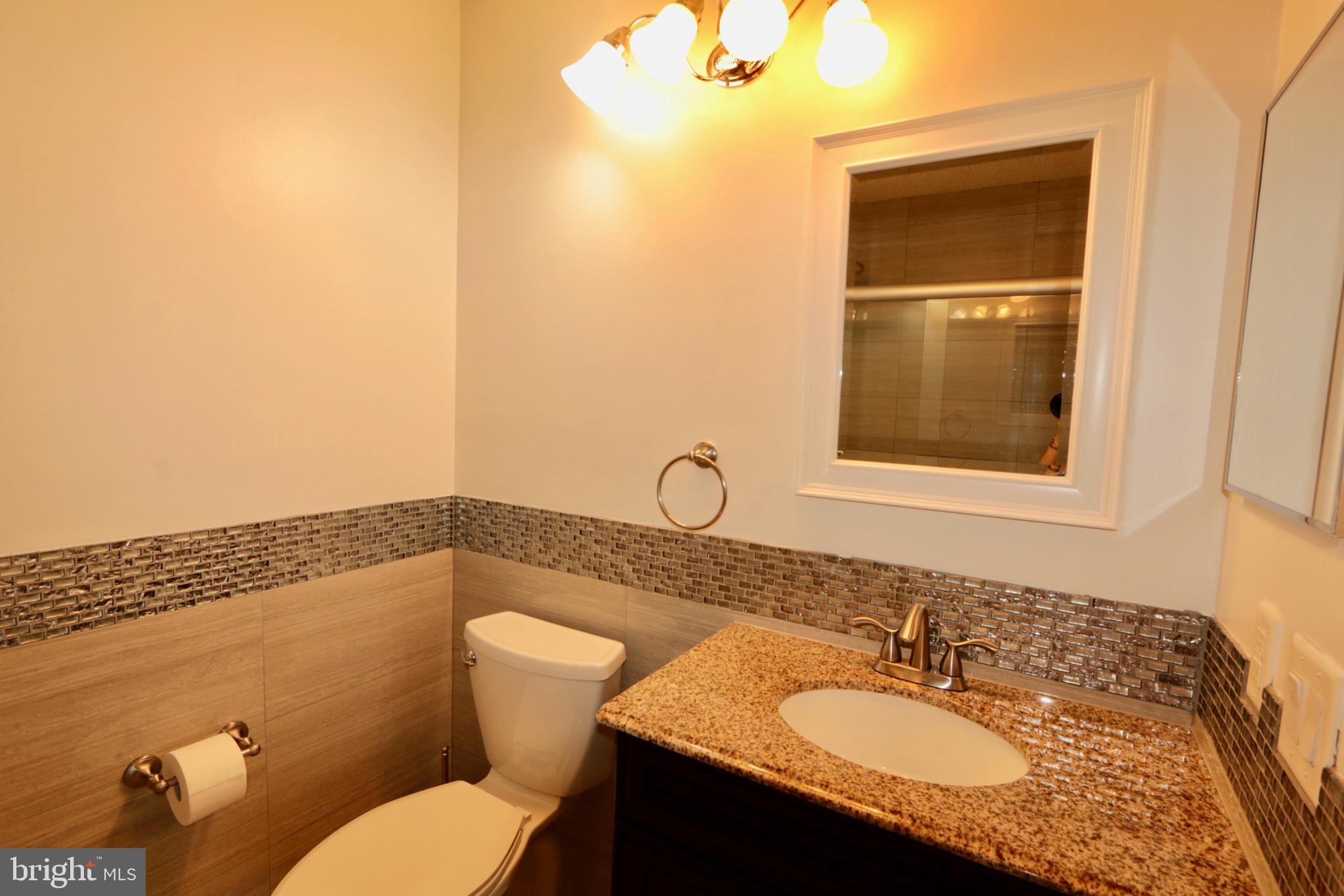 64 Versailles Court Trenton, NJ 08619 - Photo 11 of 17