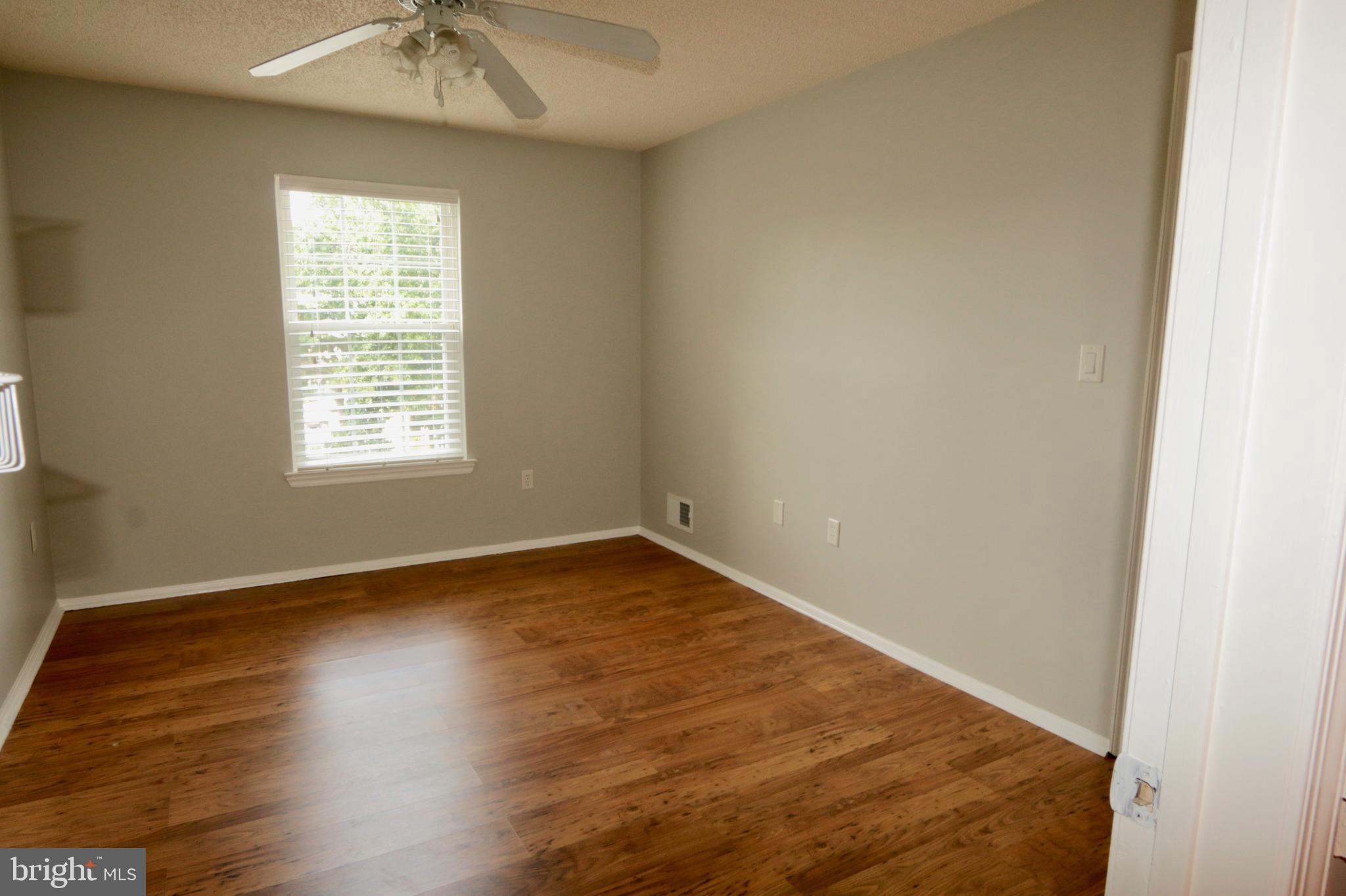 64 Versailles Court Trenton, NJ 08619 - Photo 15 of 17