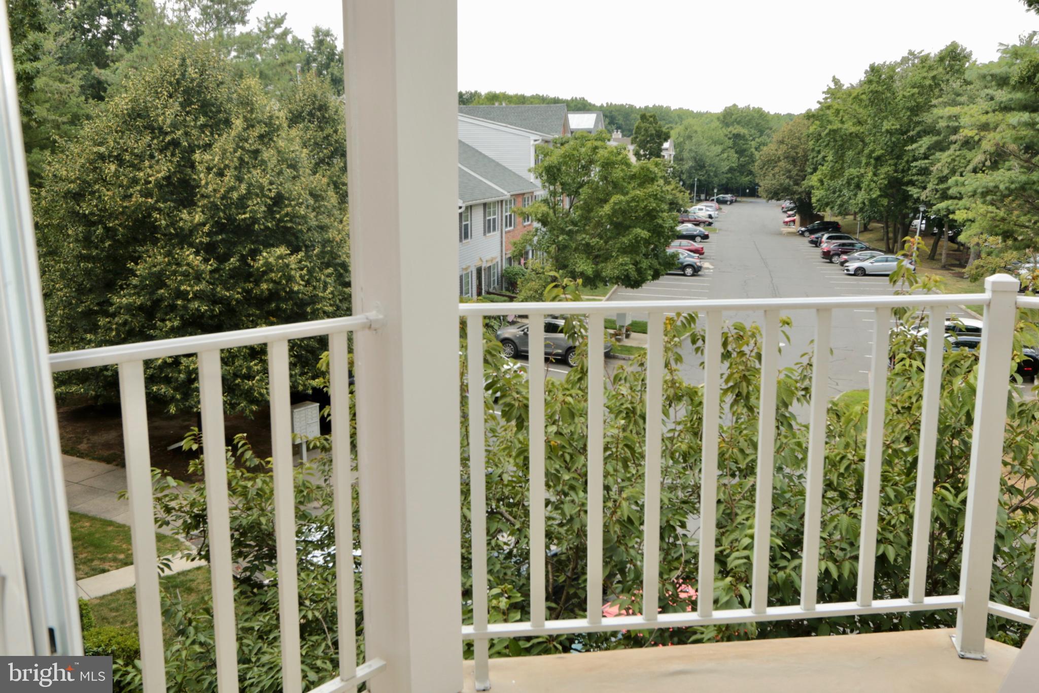 64 Versailles Court Trenton, NJ 08619 - Photo 8 of 17