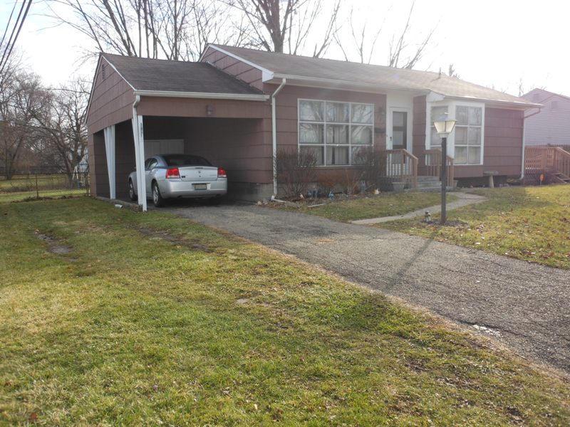 1142 Country Club Road Columbus, OH 43227 - Photo 3 of 27 Gallery Image 3