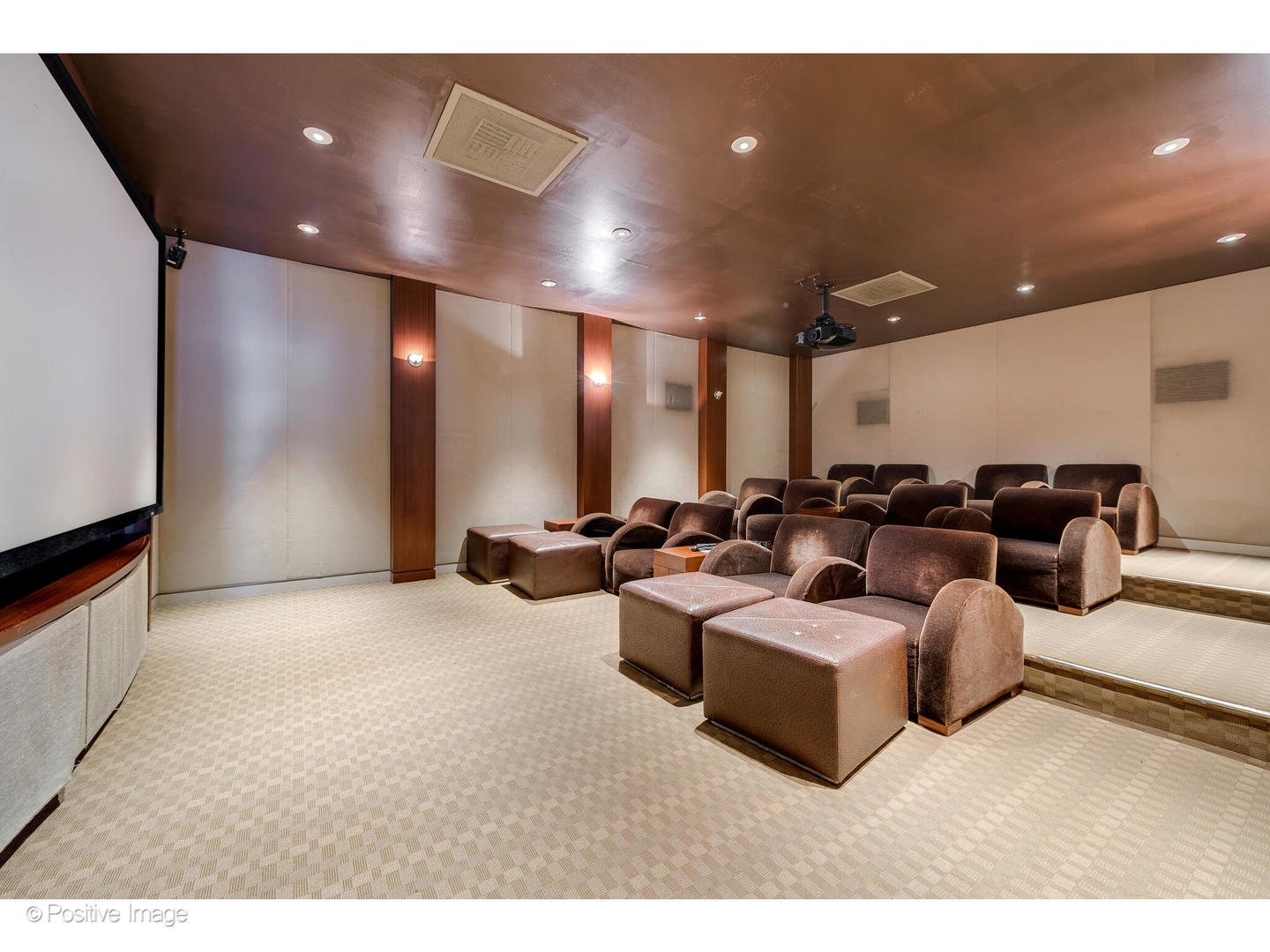 655 West Irving Park Road, Unit 3302 Chicago, IL 60613 - Photo 22 of 27