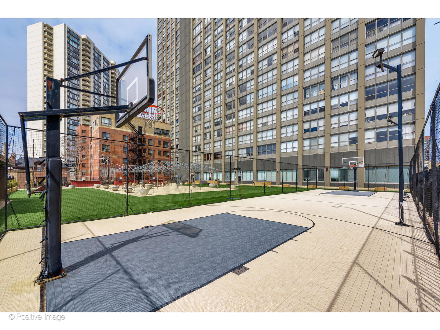 655 West Irving Park Road, Unit 3302 Chicago, IL 60613 - Photo 26 of 27